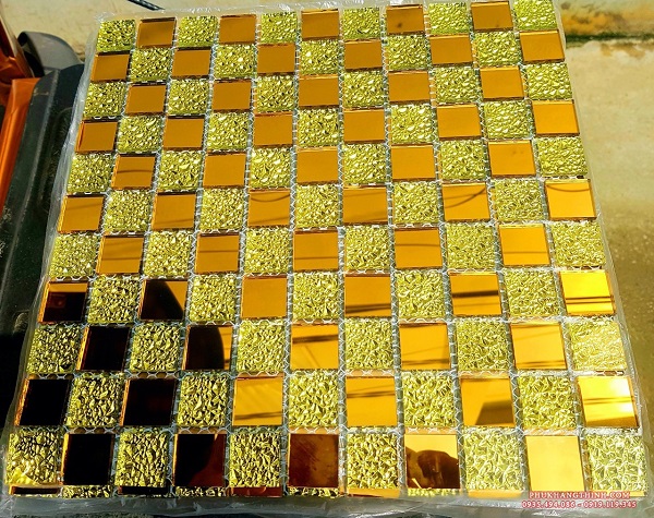 Tổng hợp các mẫu gạch mosaic vàng đứng đầu xu hướng 2021